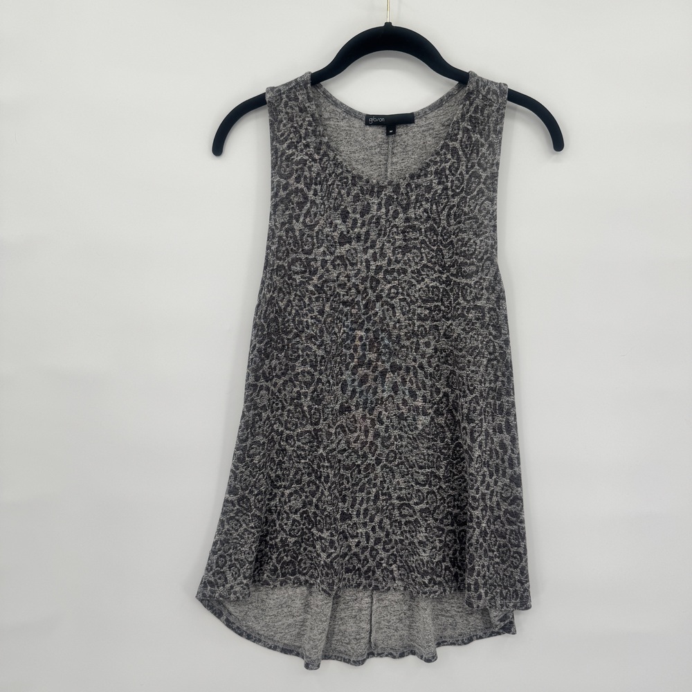 Gibson Grey Leopard Sleeveless Knit Top‎ M